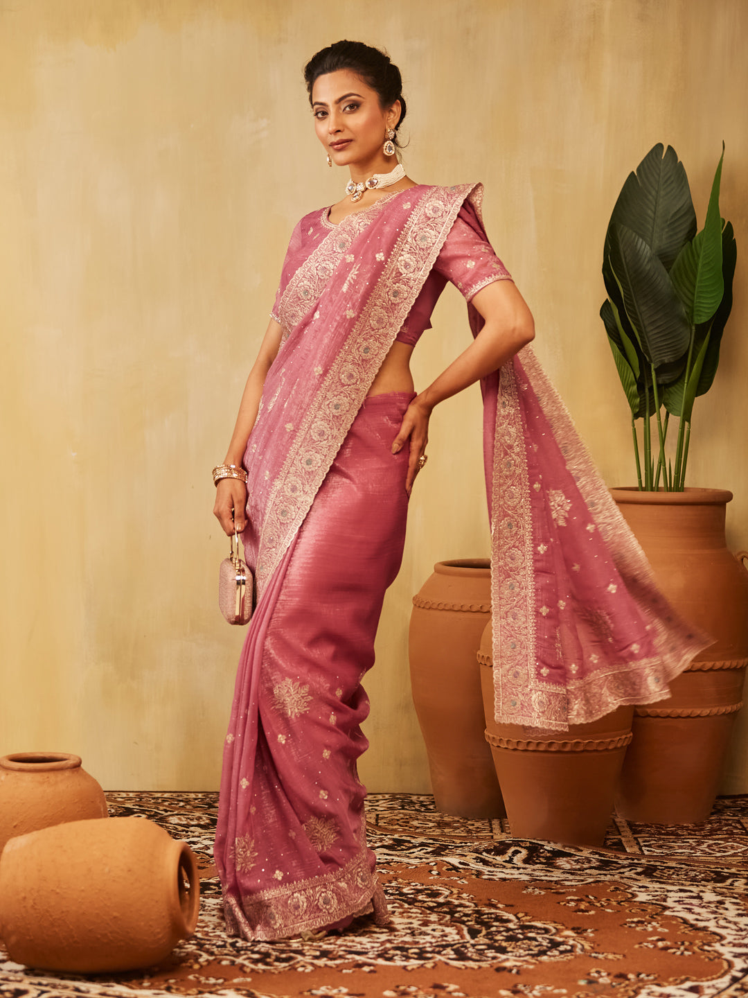 KASEE Women Emboridered Pure Chiffon Saree