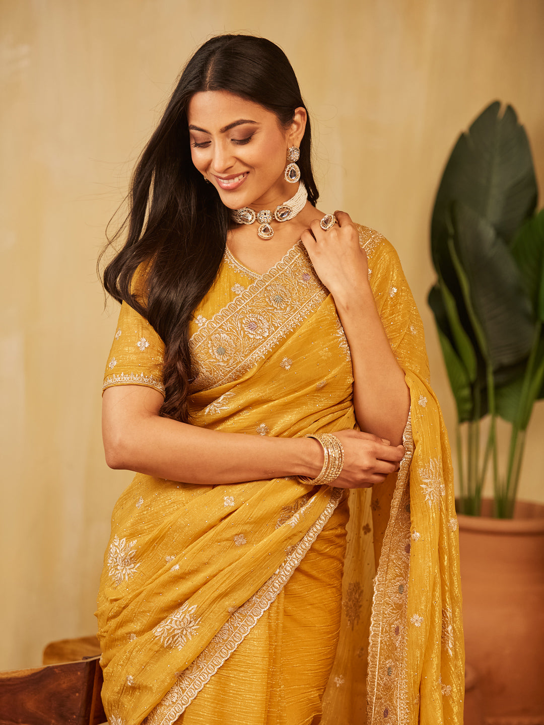 KASEE Women Emboridered Pure Chiffon Saree