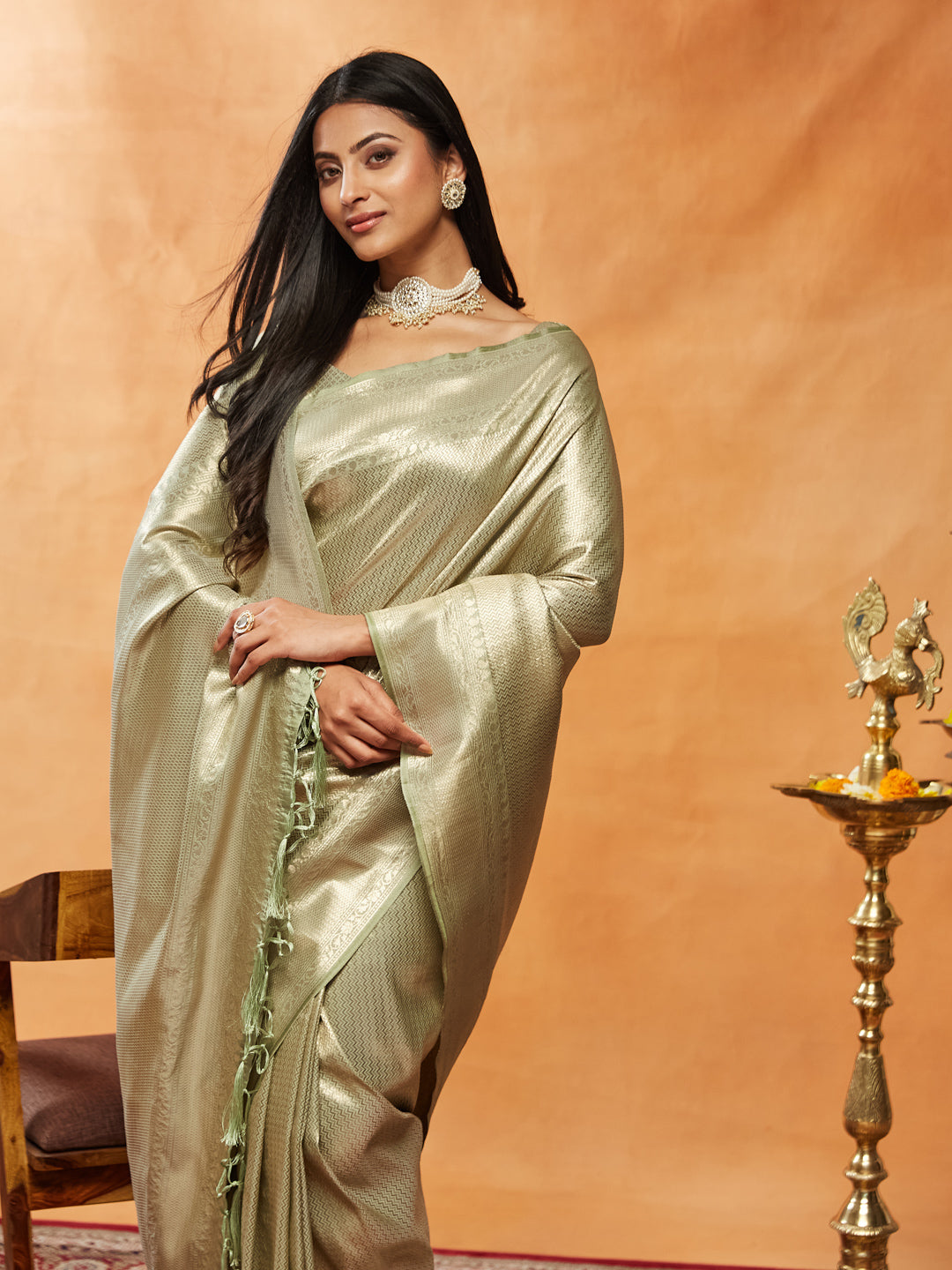 KASEE Women Woven Design Zari Banarasi Saree