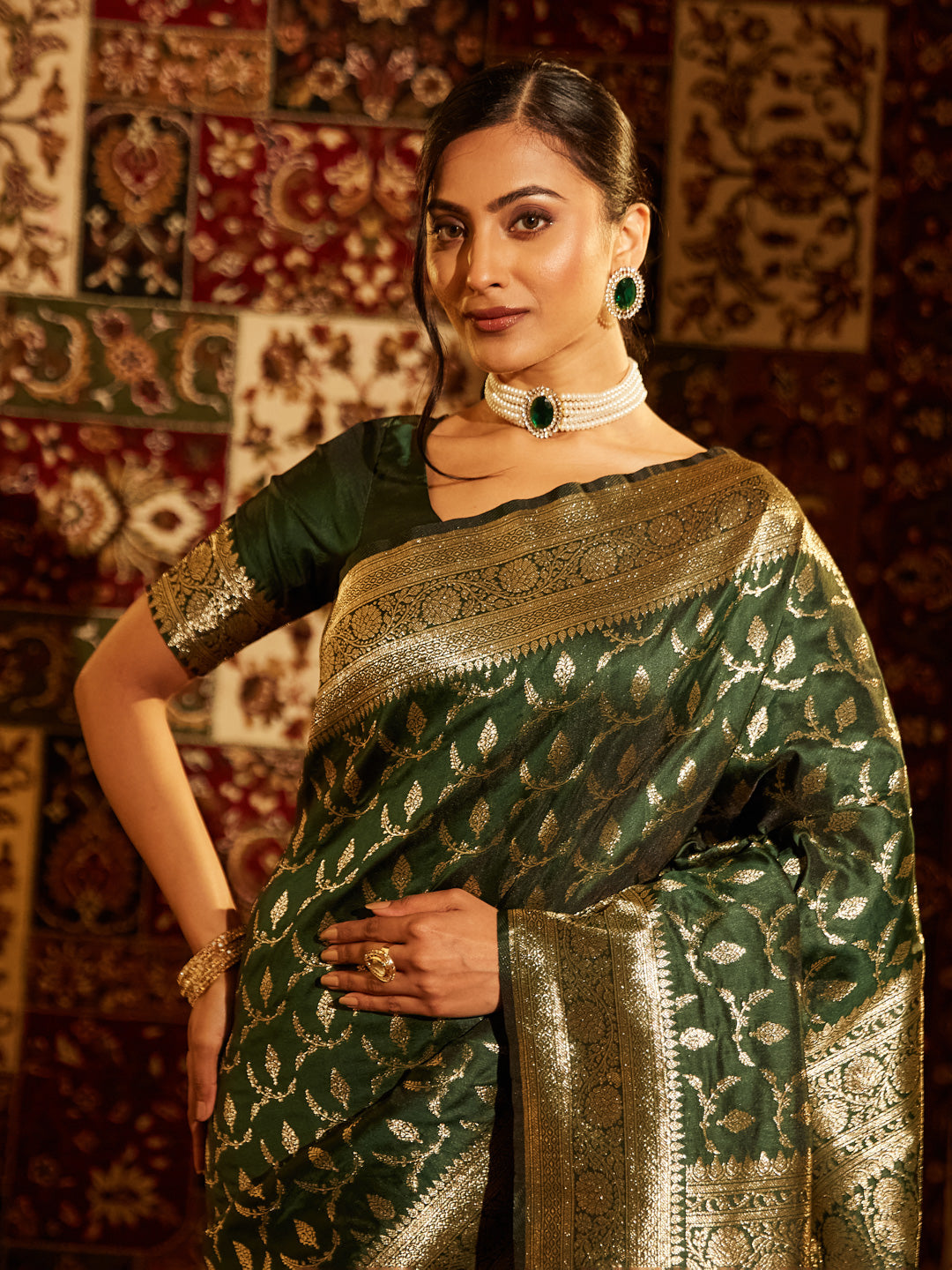 KASEE Women Woven Design Ethnic Motifs Zari Banarasi Saree