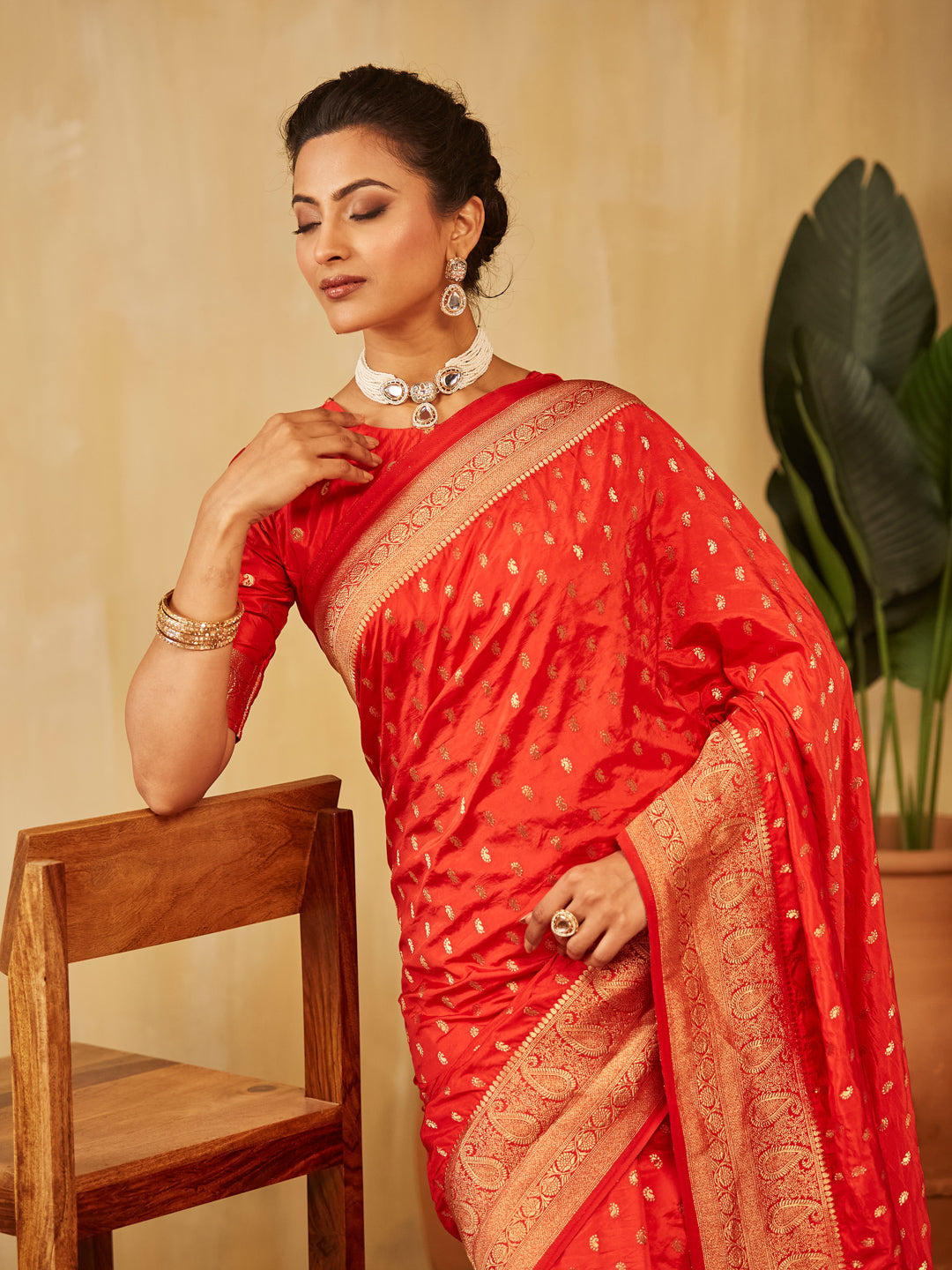 KASEE Women Classic Banarasi Silk Saree with Gold Zari Booti and Broad Woven Border