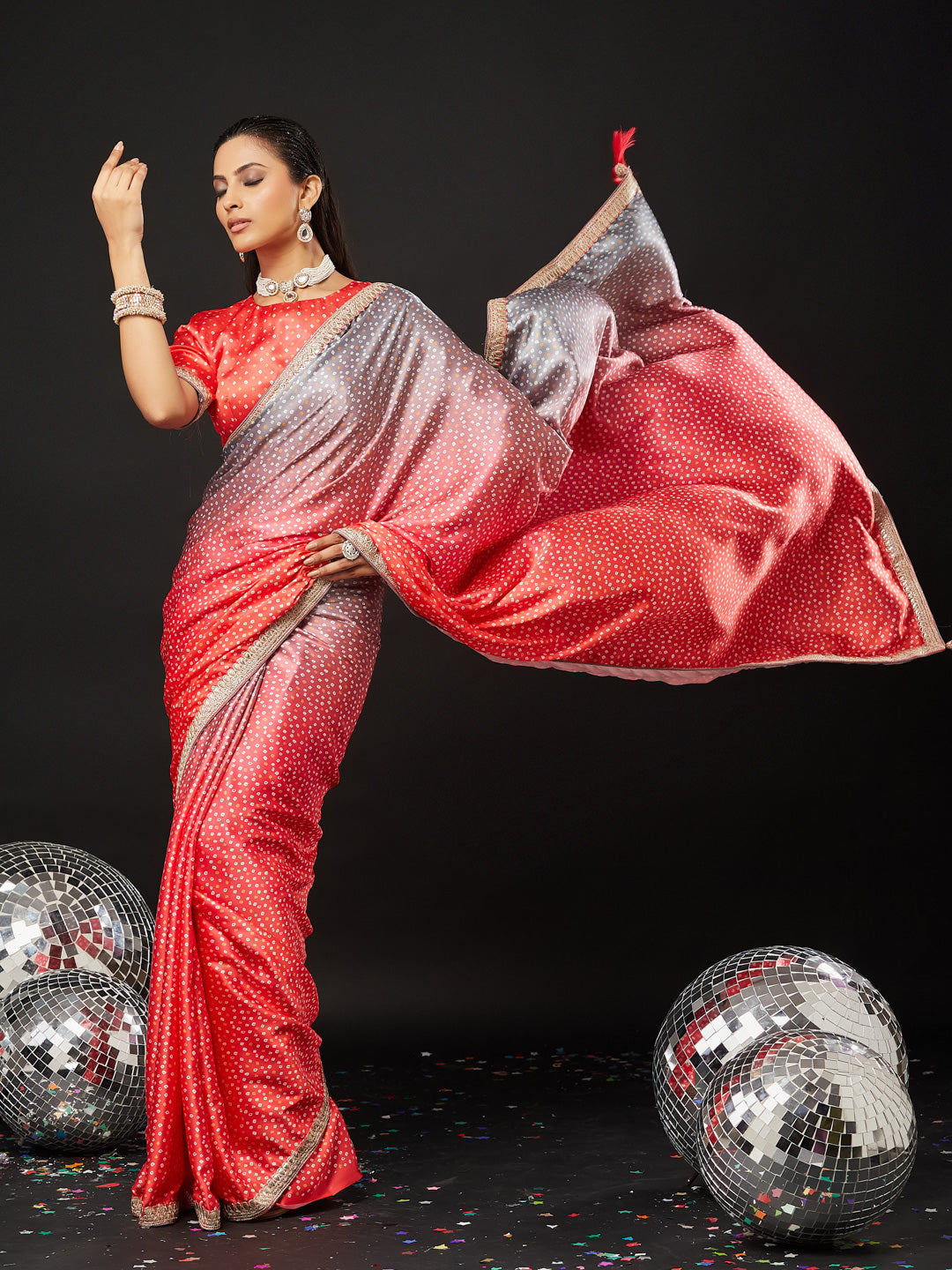 KASEE Women's Peach to Silver Ombr稟rt Silk Bandhani Saree with Gold Zari Border & All-Over Dot Motifs