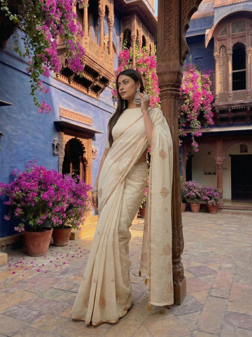 KASEE Women's Beige Cotton Silk Saree with Thread Embroidered Buti and Tassel Pallu