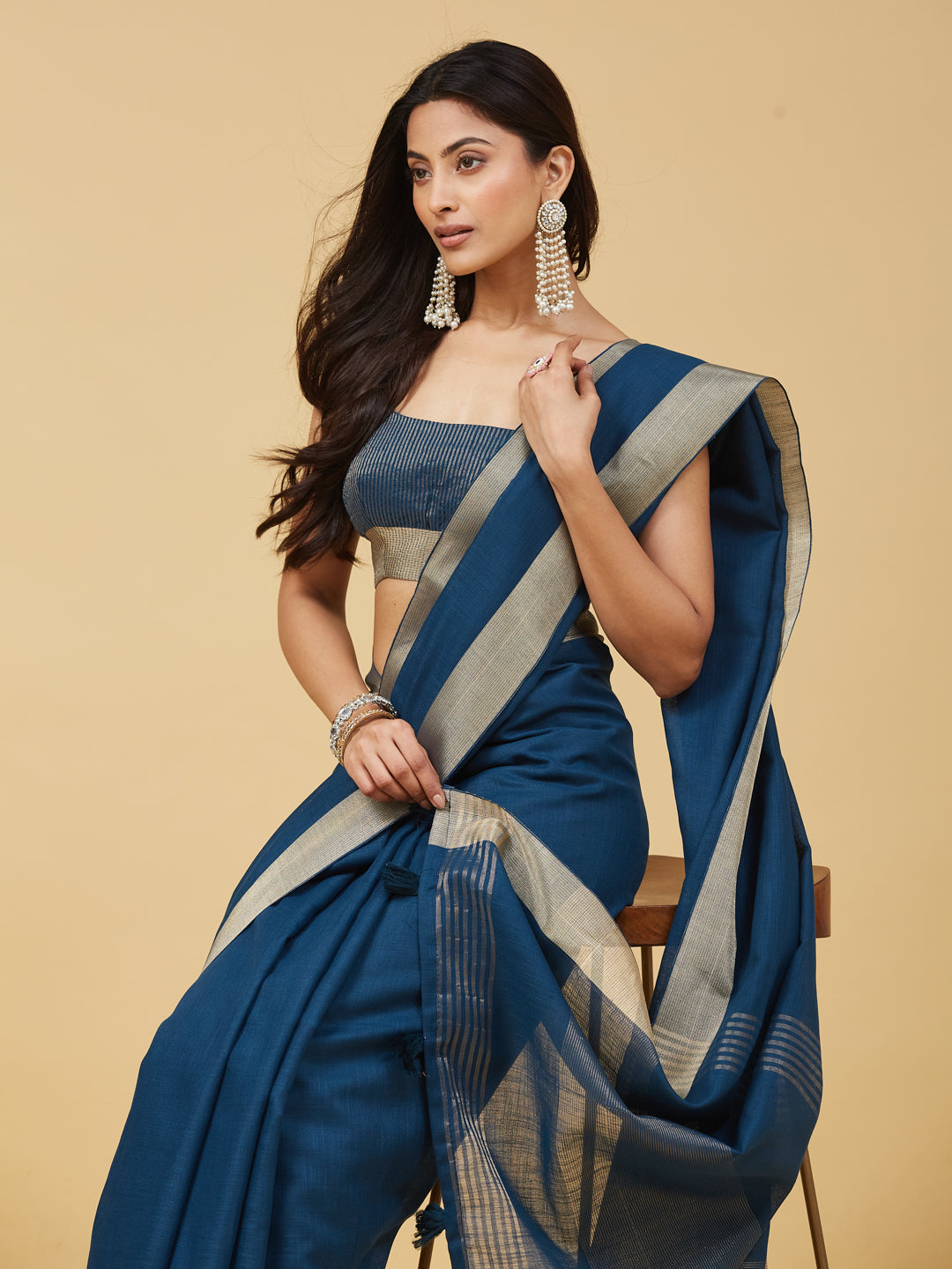 KASEE Women's Classic Peacock Blue Cotton Blend Saree with Zari Woven Border
