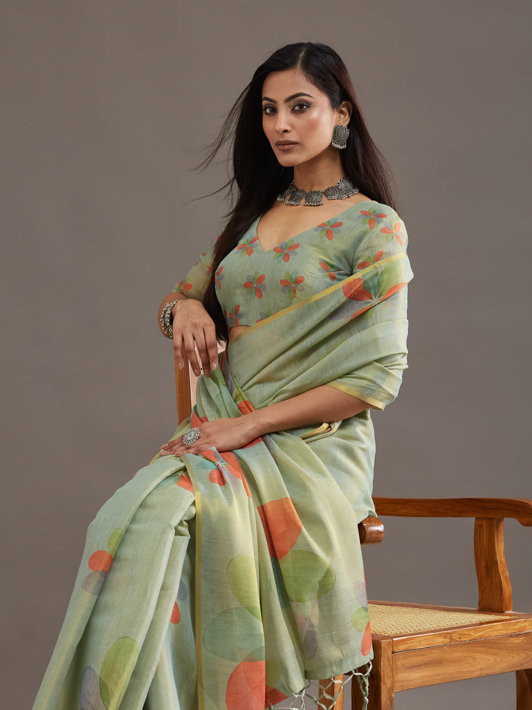 KASEE Women's Green Silk Saree with Traditional Geometric Woven Border