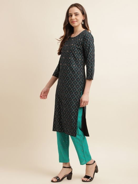 Navy Blue Bandhani Printed Regular Kurta with Trousers kurta sets